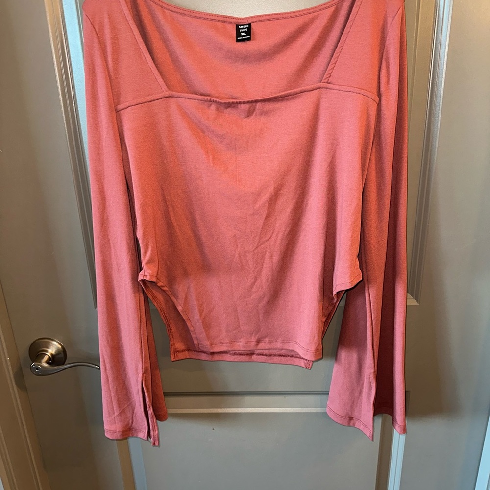 Square neck long sleeve